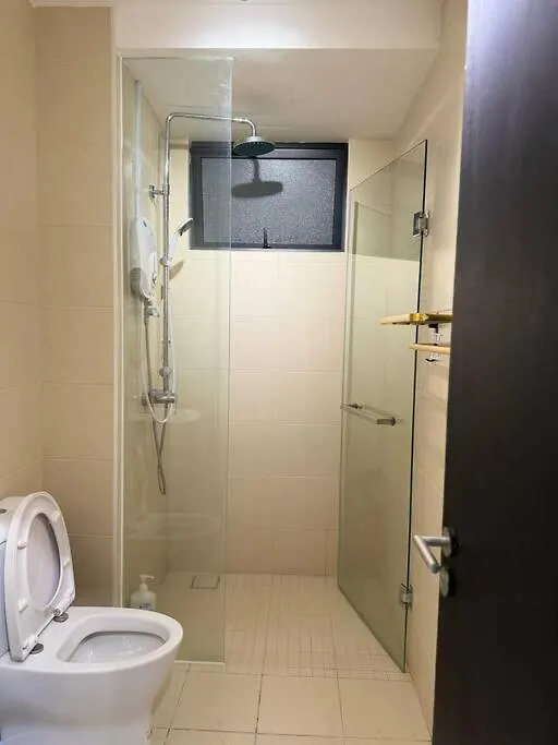 Theapple,10Mintojonkerstreet,3Bedroom2Bath,6-12Pax Malacca 0*,  Malaysia